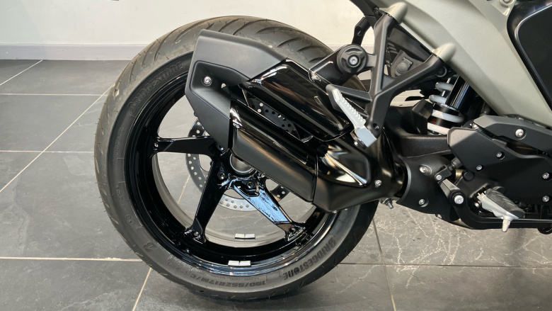 BMW R1300 R SE (25MY)